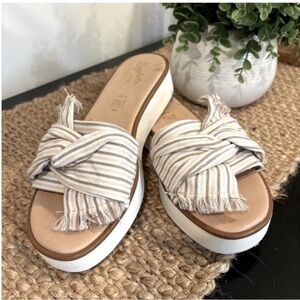 Seychelles Coast Slide Sandal Slip On White Tan Knotted Fringed Canvas Italy 8.5